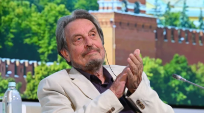 İlon Maskın atası: “Rus qadınları sadəcə inanılmazdır”