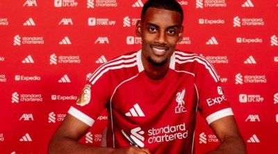 “Liverpul” İsakı rekord məbləğə TRANSFER ETDİ