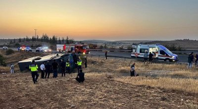 Türkiyədə sərnişin avtobusu aşdı: 27 yaralı var – FOTO
