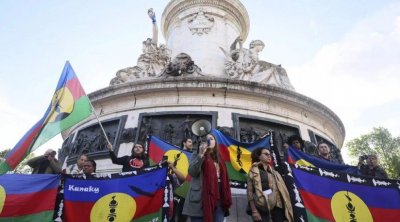 Yeni Kaledoniya ilə bağlı üç saziş: Dekolonizasiya prosesinin təxirə salınması üçün Fransanın bəhanələri - FOTO/VİDEO