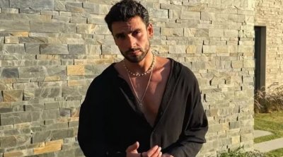 Məşhur aktyorun evini “soydular”