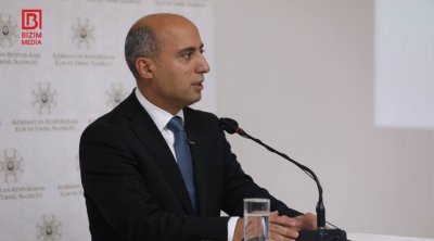 “Müəllimlərimizin ən böyük problemi oxuyub anlamamaqla bağlıdır” – Emin Əmrullayev