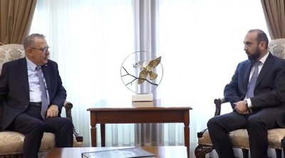 Mirzoyan Serdar Kılıçla görüşdü