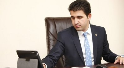 Deputat hava limanına taksi qadağasını tənqid etdi – “Vətəndaşlarımızın seçim azadlığı əlindən alınmamalıdır”