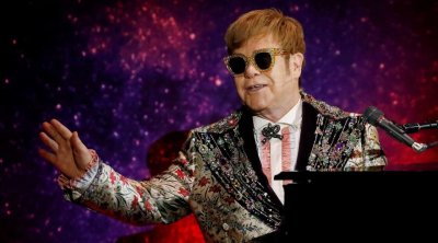Eltonun xəstəxanadan FOTOLARI yayıldı