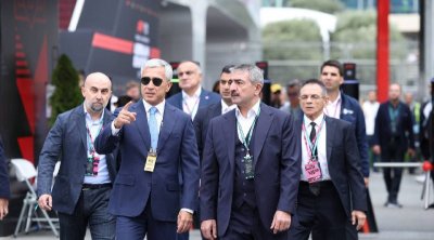 Məmurlar Formula 1-də... - FOTO