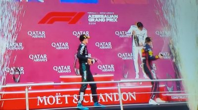 "Formula-1" üzrə Azərbaycan Qran-prisinin QALİBLƏRİ mükafatlandırıldı