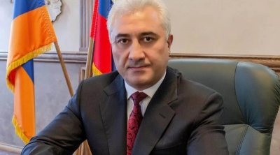 Erməni konsul Paşinyana qarşı çıxdı: “Yalnız Rusiya ilə ittifaqda suverenliyi qoruya bilərik”