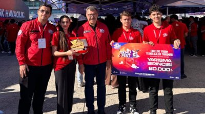 BDU-nun komandası Türkiyədə "TEKNOFEST-2025"in qalibi oldu - FOTO