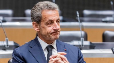 Sarkozi 5 il azadlıqdan MƏHRUM EDİLDİ