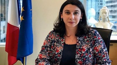 Fransanın səfiri Azərbaycan dilini belə öyrənir – FOTO