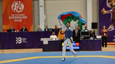 MDB Oyunları: Azərbaycan taekvondoçuları ilk gündə 3 qızıl medal qazandılar - FOTO
