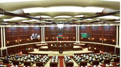20 ölkənin nümayəndə heyəti Milli Məclisdə - Konstitusiya ilə bağlı beynəlxalq konfrans KEÇİRİLİR