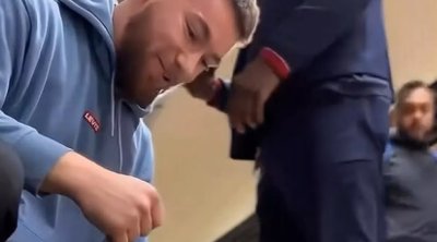 Dünya çempionu metroda telefon oğrusunu belə zərərsizləşdirdi - DETALLAR