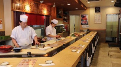 Bakıda məşhur suşi restoranında nöqsanlar AŞKARLANDI - FOTO