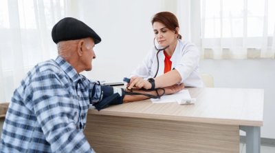 Bu şəxslər icbari tibbi sığortanı ödəməkdən azaddır - SİYAHI