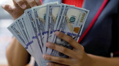 Avro və rubl ucuzlaşdı - Dollar isə...