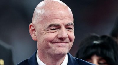 FİFA prezidenti "Kayrat"ı TƏBRİK ETDİ