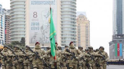 Parad niyə saat 1-də başlayacaq?