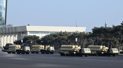 Zəfər paradında nümayiş etdirilən Azərbaycan Ordusunun arsenalındakı müasir texnika - SİYAHI/FOTO