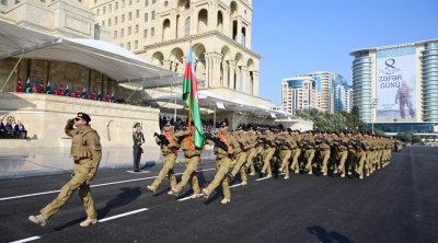 Hərbi paradda 5 mindən çox şəxsi heyət İŞTİRAK ETDİ