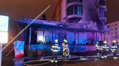 Bakıda “La Villa” restoranında PARTLAYIŞ: Ölən var - FOTO