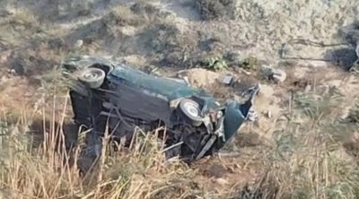 Sumqayıtda avtomobil dərəyə aşdı - VİDEO