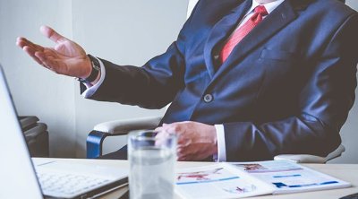 Direktor bəraət alaraq azadlığa çıxdı - Evi özünə qaytarıldı