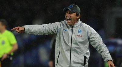 "Qarabağ"ın qapıçısı möhtəşəm qurtarışlar etdi" - Antonio Konte