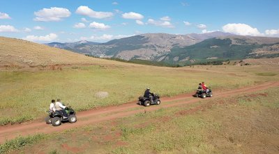 İstirahət zonalarında nəzarətsiz kvadrosikllər kabusa çevrilir - VİDEO
