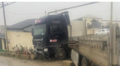 Hökməli–Qobu yolundakı qəzada ölənlərin sayı 3-ə çatdı