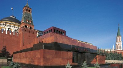 Leninin cəsədi mavzoleydən KÖÇÜRÜLÜR - Yerində isə...