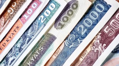 MƏZƏNNƏ: Avro ucuzlaşdı, rus rublu bahalaşdı