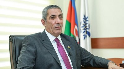 Siyavuş Novruzovdan SƏRT TƏNQİD: “Onlar barədə ölçü götürülməlidir ki, yollarını azmasınlar”