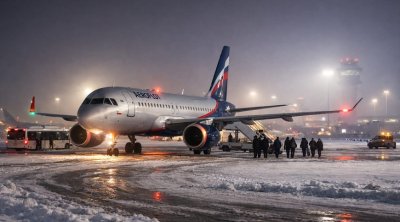 Bakdan Moskvaya uçan təyyarədə HƏYƏCANLI ANLAR yaşandı