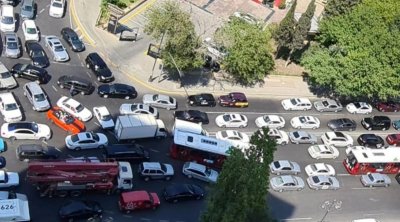 Bakının bu küçəsində tıxac aradan qaldırılacaq? - VİDEO