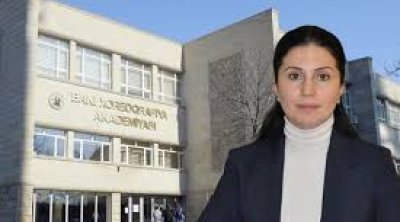 Ali təhsili olmayan rəqqasə necə REKTOR oldu?