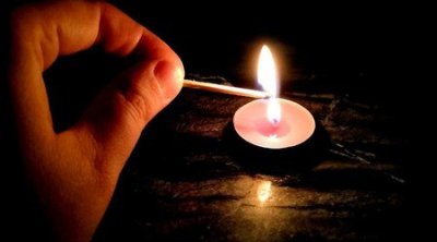 Berlində on minlərlə sakin işıqsız qalıb