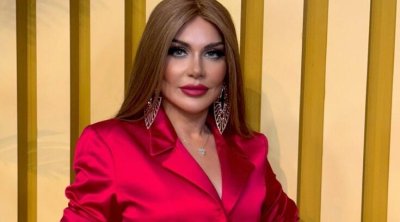 "Görür yanımda kişi var, gəlib nalayiq sözlər deyir"