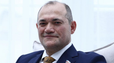 Deputatın Dubayda toy edən qardaşını niyə döydülər? - FOTO