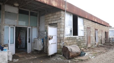 Bakıda bu bazarda antisanitar şəraitdə ət satılırmış &ndash; FOTO/VİDEO