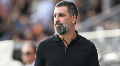 Arda Turan ona yarım kilo qızıl HƏDİYYƏ ETDİ - FOTO