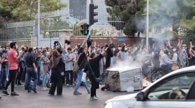 İranda 8 xüsusi təyinatlı öldürüldü