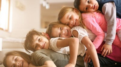 Azərbaycanda beşdən çox uşağı olan qadınların sayı AÇIQLANDI