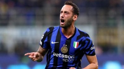 Hakan Çalhanoğlu sıradan çıxdı