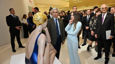 Heydər Əliyev Mərkəzində Kerol Förmenin sərgisinin açılışı oldu - FOTO