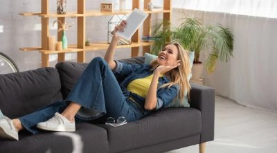 Divanda uzanaraq həyatlarını yaşayan BÜRCLƏR