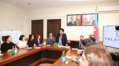 Teleradio Akademiyasında &ldquo;Mediada Azərbaycan dili&rdquo; təlimlərinin növbəti mərhələsi təşkil olunub - FOTO