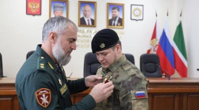 Kadırovun oğlu qızıl medalla təltif olundu - VİDEO