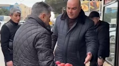 Satıcının almasını aparan Samir Bədəlov: &ldquo;Bir də belə hala yol verməyəcəm&rdquo;